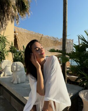 Sude Zülal Güler Instagram - Yaz 🐚🤍