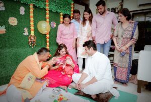 Sugandha Mishra Instagram - "Celebrating our baby girl's first taste of solid food with the warmth & Blessings of family at home. May Annapurna Ma bless her with health, happiness, and a lifetime of prosperity 🙏🧿
#firstfood #annaprashan #blessed #babygirl #food #pooja #home #family #blessings #ma #ganpati #home #decor #solid #baby
