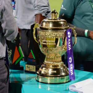 Suhana Khan Instagram - Worth the wait 💜🏆