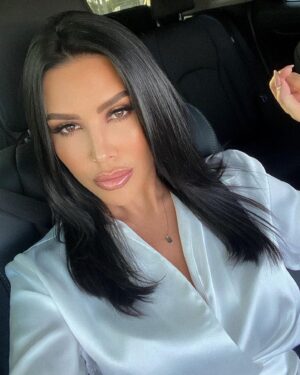 Summer Mitchell Instagram - 🕊