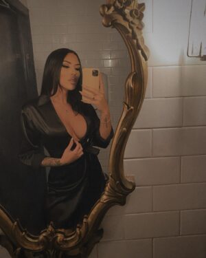 Summer Mitchell Instagram - worthy