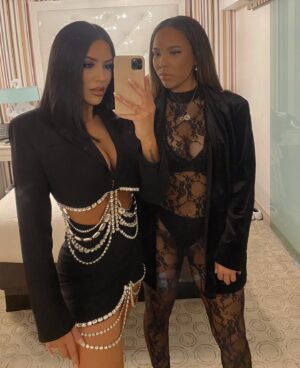 Summer Mitchell Instagram - feelin lucky lately