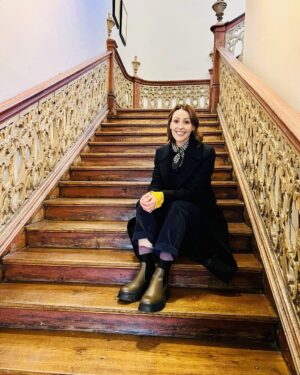 Suranne Jones Instagram - Thank you for all the messages about @channel4 #riccochet and @teamakersprod Investigating The Witch trials documentary. Who will be tuning in this Sunday at 9pm for episode 2? 

Catch up by streaming or watch both now @channel4