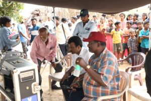 Suresh Babu .R Instagram - விறுவிறுப்பான காட்சிகளுடன் வேகமாக வளர்ந்து வருகிறது "வா வரலாம் வா"

#SBR #VaVaralamVa #SGSCreativeMedia