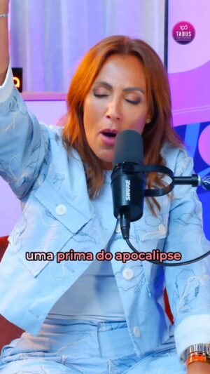 Susana Dias Ramos Instagram - E vocês? Têm quem vos abrace porque “vocês precisam”? Assim a amiga namasté que sente tudo e vai e dá aquele amarfanho enlouquecedor?
Para saber que eu também acho o abraço maravilhoso… quando sou eu a dar… PORQUE QUIS!