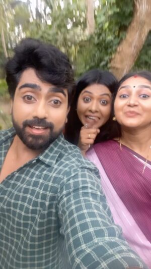 Susmitha Prabhakaran Instagram - Kaatu mele …. 

@susmitha.prabhakaran @prayaan_official 

#sukhamodevi #sukhamodeviserial #sughamodevi #susmithaprabhakaran #ardradas #prayanvishnu #kaattu #kaattumele #tamil #tamilcomedy #tamilconedyreels #trendingreels