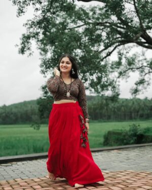 Susmitha Prabhakaran Instagram - #traditionalphotography #traditionalphotoshoot #photoshoot #malayalamserials #malayalamserialactress #malayalamstatus 

@susmitha.prabhakaran 

💄@thanus_makeover_guruvayur 

👗@esterlla_designs 

📸@btr_wedding_photography 

@vidhyabijish 

@susmitha.prabhakaran_fans_ @susmitha.world @susmitha_ishtam @susmithafans @susmitha_prabhakaran_fansworld