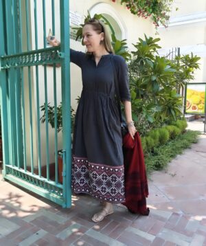 Suzanne Bernert Instagram - Stepping out in style in a beautiful Maxi Dress gifted by #untungindia.
Locations are Bikaner House, Diggin and L'opera in Delhi. It was super hot and I felt classy and relaxed in my grey cotton dress with a Mandarin collar and a slit on one side, buttons and drawstring. Most compliments I got for the print at the bottom of the dress. 
Shoes by #elizabethy and pics by @arjunhardas 
.
.
.
#greydress #arjunhardas #suzannebernert #happytraveller #delhidiaries❤ #alwaysstylish