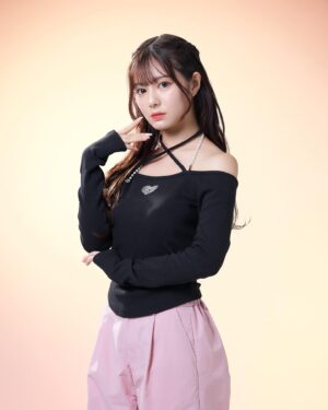 Suzuka Ishikawa Instagram - お知らせがあります📢

NAVIARが新体制となって再始動することになりました！

そして、8/27の会えるイベントというのは、
NAVIARでのチェキ会になります！🦋
私は、12:00~14:00の時間帯です！
場所は、【渋谷区神宮前5-43-8 SH表参道2F】です！

予約も本日18:00、今から開始していますので、ストーリーやTwitterの URLからぜひチェックよろしくお願いします☺︎

なかなか皆さんに会える機会が出来ず、やっっとこちらのイベントができることになったので、ぜひ会いに来てくれたら嬉しいです🧚🏻‍♀️

これからの活動も頑張りますので、新体制NAVIARの応援、どうぞよろしくお願いいたします！