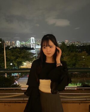 Suzuka Ishikawa Instagram - 今の季節が1番すきです🌙🍂

10月も残り少しだ~🎃