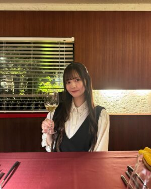Suzuka Ishikawa Instagram - 本日で22歳になりました🥂

たくさんのお祝いメッセージ、有難うございます💞

時間があっという間に過ぎていく中で

大好きな皆さんに早く恩返し出来たら、
という気持ちでいっぱいです。

いつもたくさんのあたたかい応援を、
本当に有難うございます🎀

22歳の石川涼楓も、
どうぞよろしくお願いいたします🪄