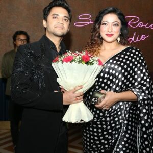 Sweety Chhabra Instagram - Thank you dosto , with your blessings and support the teaser of my four songs has been launched, I will release all the songs soon, and heartfelt thanks to all my respected guests for coming.❤️🙏

And Special thanks to my entire hard working team✌️🫰🤟🫶