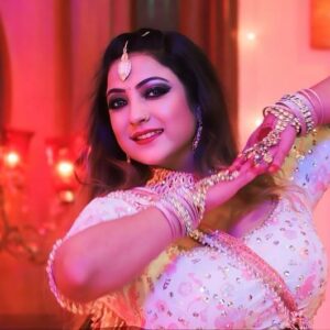 Sweety Chhabra Instagram - Good evening dosto ❤️
#comingsoon #teaserlaunch #musicvideo #bollywood #bhojpuri #malik #blessedwiththebest #🧿🧿🧿 #positivevibes #needyourlove