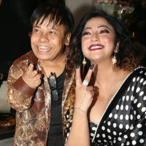 Sweety Chhabra Instagram - Thank you dosto , with your blessings and support the teaser of my four songs has been launched, I will release all the songs soon, and heartfelt thanks to all my respected guests for coming.❤️🙏

And Special thanks to my entire hard working team✌️🫰🤟🫶