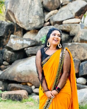 Syamantha Kiran Instagram - 🌞 🙂🌼 

#fashion #rajinispecial #zeetamil #instagood #ootd