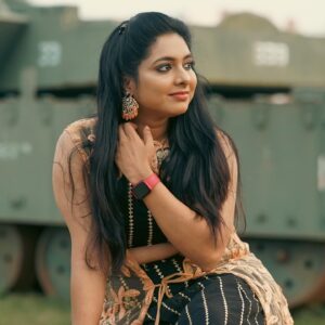 Syamantha Kiran Instagram - 🖤🖤 how is 2023 gonna look?? How I wish I could take a peep 🐣
#syamanthakiran #tvet #vijaytelevision