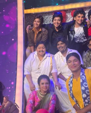 Syamantha Kiran Instagram - That’s how the Ayutha poojai spl must have been for u all! Hope u all enjoyed aal maari pochu @vijaytelevision