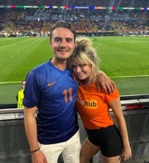 Sylvana IJsselmuiden Instagram - Zeg het maar wat wordt de eindstand?
Winaar krijgt mn shirt. #ek #goedshirt