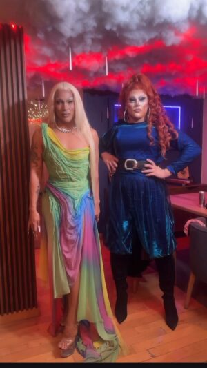 Taiga Brava Instagram - Amiguiriiiis 😍🥰 La mismisima REINA @liza_zanzuzzi aprobando y certificando LA REINA 😍👑 La pase increible en el rinconciro de Liza! Vayan a YouTube a vernos 😍✨