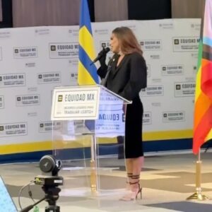 Taiga Brava Instagram - Hace un par de días, tuve el orgullo de poder hablar a nombre de Trevor Project y de las juventudes LGBITTTQA  de México, en el foro de Equidad Mx de @humanrightscampaign

Quiero agradecerles por considerarme como una de las dos participaciones magistrales y haber compartido este honor junto a Alan Estrada.

Me invitaron a platicar desde mi experiencia y vivencias lo que fue ser parte de la fuerza laboral del país, siendo una persona diversa,  y revelar datos de la encuesta realizada por Trevor, que estoy segura muchos de nosotres somos o fuimos parte de esas cifras 💔. Y es algo que estamos decididos a cambiar. 🙏🏽 

Gracias por confiar en mi como EMBAJADORA para llevar este mensaje @trevorprojectmx 💫 Gracias @paco.robledo por la invitación ✨ Gracias UNIVERSO por darme la oportunidad de ocupar mi plataforma para hacer un cambio para les que vienen… 🤍

A ti, ¿qué te gustaría cambiar de tu entorno laboral para hacerlo más seguro para todes? 🙌🏽🙏🏽💫