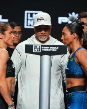 Taila Santos Instagram - Olho no alvo 🎯
@pflmma #TEAMTAILASANTOS🇧🇷

-
@pedro_disciplina33 
@adonirandosantos 
@tiagookamura 
@_limaandrey_ 
@glorinha_model