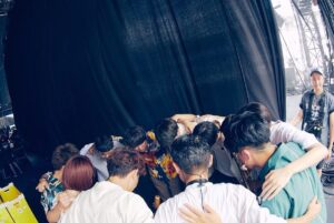 Takayuki Ogawa Instagram - 昭和顔の平成男、令和で暴れる

8月20日(日)
SUMMER SONIC 2023〈TOKYO〉

ありがとうございます！

撮影: @sotarogoto