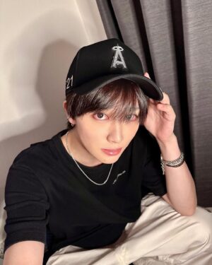 Takemoto Yusuke Instagram - GARAGE VENTUNO 
POP-UP STORE 
@HANKYU UMEDA

N21 日本限定プロジェクト「GARAGE VENTUNO」が8月30日からN21×MLB×NEW ERA のトリプルコラボレーションによる キャップとハットのコレクションを発売開始致します🫶🖤

いよいよ思いきりアウトドアライフを楽しめるようになった2023年。
N21の洗練されたスタイルをそのままに屋外でのスポーツやレジャーを彩るアイテムが「GARAGE VENTUNO」から誕生しました！

GARAGE VENTUNO POP-UP STORE
阪急うめだ本店 
日程:8 月 30 日(水)〜9 月 5 日(火)
場所:阪急うめだ本店 1 階 コトコトステージ #11

#N21xMLB
#N21xMLBxNEWERA
#GARAGEVENTUNO 
#N21
@numeroventuno