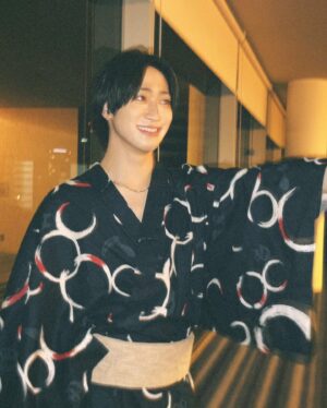 Takemoto Yusuke Instagram - これから浴衣デートとかどうですか？🏮👘🎇🍉🇯🇵