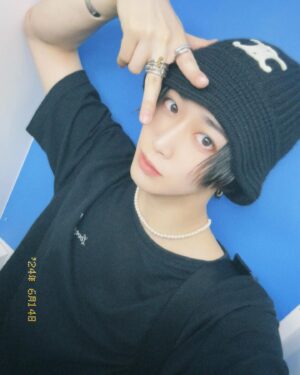 Takemoto Yusuke Instagram - 印字、数字だけじゃなく年月日入ってるあたりちょっとダサくてすき📷

#fyp
#selca
#ID
