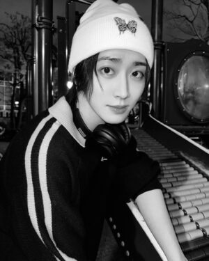Takemoto Yusuke Instagram - coming soon😌🤍

#selca  #streetphotography