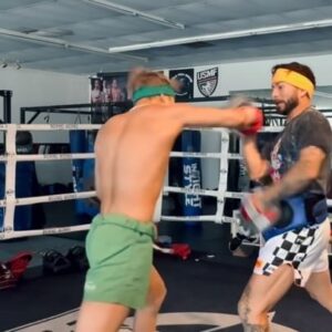 Takeru Segawa Instagram - 次は必ず勝つ為に
気合い。
@boxingworks 🔥🇺🇸