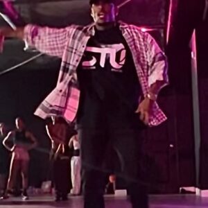 Tallie Brinson Instagram - I got to share the floor with 2 Dance industry icons!!!! #Fulfilled. My business partner and friend @chuckmaldonado on the right and the OG @swoopwhitebear (middle) who happens to be one of the choreographers of the Legendary “Try Again” music video by Aaliyah❤️🙌🏾🎶 I had every excuse not to get on the floor but I made it happen. Every artist has a silent battle so this goes out to the Warriors out there…Stay in the Fight until you find your peace.