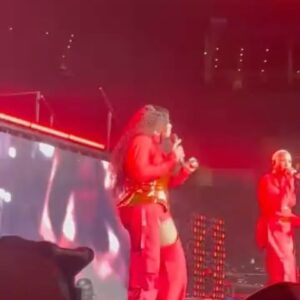 Tamara 'Taj' Johnson-George Instagram - Toronto, it's been too long!  You guys showed up and showed out tonight.  Thank you for loving us for 32 years🥰🫶❤️.

#swv #coko #lelee #taj #queensofrnbtour #fyp #toronto

Styled by @stylistjbolin w/ Asst. @_mekstyles_ 
Custom designs by @antlamourr 
Makeup & Hair by Muah
Custom wig by @nicoleraehair