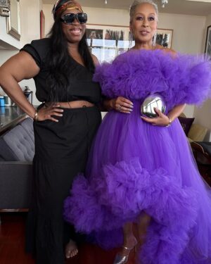 Tamara Tunie Instagram - I MAY BE a few days late and several dollars short, BUT MY GLAMSQUAD!!! Can you say “DAAAAYYYAAAAMNNNN”!!
Thank you SO MUCH.
Wardrobe stylist:@la.marco  CustomGown:@rrfashionista  Make-up:@facebysandradene 
#tonyawards  #beenthatgirlSTILLTHATGIRL