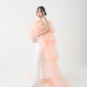 Tanakaga Instagram - 動画でもお知らせしましたが、パパラピーズ無期限活動休止します。

今まで6年やってきて初めての活休なので、自分達もそわそわするしいつも見てくれてる皆も動画が上がらないっていうのは変な感覚だと思うんですけど、過去の動画を見返したりしながら少しの間だけ待っててくれたら嬉しいです。

パパラの動画だけお休みする感じになるので、SNSとか個人での発信はしていくし活休中も皆が退屈せんようにパパラで出来ること考えたりしているのでよろしくお願いします🙇🏻‍♂️

とりあえず無事エンジェル産んで体力回復して色々整い次第再開しますので！！また動画でお会いしましょう！！じゃあな大袈裟な大腹！！中免取って単車乗り回してる姿と、イノシシ退治楽しみにしてるから！！