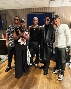 Tank Instagram - LA show was a MOVIE!!! The stars came out! Wow..🙏🏾
“THE R&B MONEY TOUR” link to tics in my bio
R&B MONEY