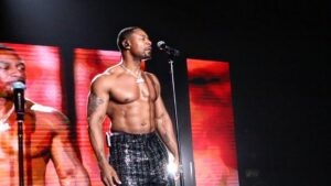 Tank Instagram - The first weekend of “THE R&B MONEY TOUR” was blessed! New Orleans, Dallas, and Houston owe us nothing! You sold out these buildings and gave us the love we needed to keep going!💙 Next stop ATL!..
Link to tickets in my bio 📸 @barberbyblood 
R&B MONEY