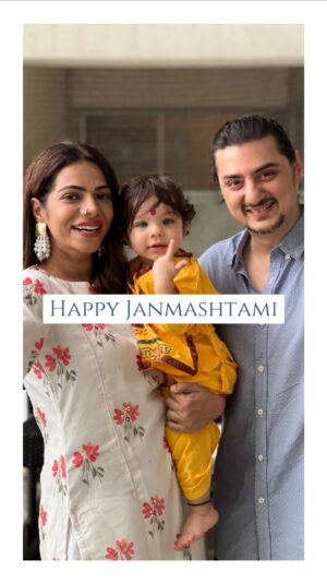Tanvi Thakkar Instagram - Happy Janmashtami from our Kanha to yours 🪈

Mommy wearing @gillorisocial 
Kanha wearing his brothers outfit 😊😊 @sonalikapadia 

#happyjanmashtami #wohkisnahai #janmashtami2024 #babykrishna