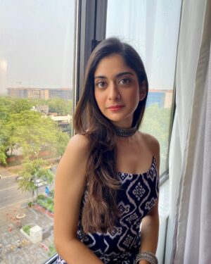 Tanya Maniktala Instagram - If kill-er stare had a face! 👀
.
.
Outfit: @zabellaofficial
Jewellery: @sangeetaboochra @aquamarine_jewellery
Styled by: @anshikaav
Assisted by: @bhatia_tanisha
Hair: @hnmbysnehal
Makeup: @makeupbydp18