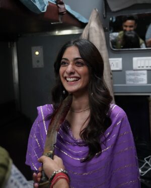 Tanya Maniktala Instagram - Hume toh tumhare sath jeena hai @tanyamaniktala ✨

Book your tickets.
Kill in cinemas now!

#KILLMovie @itslakshya @tanyamaniktala @raghavjuyal @nix_bhat @karanjohar @apoorva1972 @guneetmonga @achinjain20 @dharmamovies @sikhya @aafilms.official @lionsgate @roadsideattractionsfilms @kill_thefilm