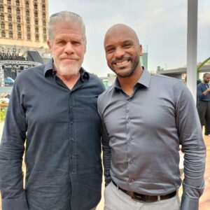 Tarik Bouarrara Instagram - Une belle rencontre avec ron perlmen