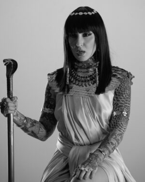 Tatiana Shmayluk Instagram - #someonesdaughter 
#jinjer
 
Makeup: @julia_prtdrmr 
Costume: @tati_booyakah 
Photo: @plastilinova_photo