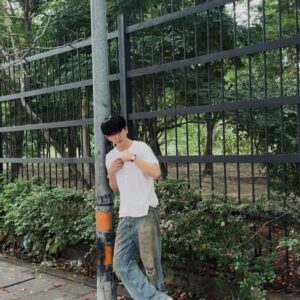 Tawinan Anukoolprasert Instagram - Either you run the day or the day runs you🌃