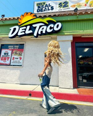 Tayce Instagram - 🌮 🥤