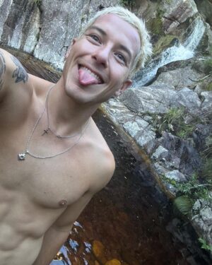 Taz Skylar Instagram - Man with waterfall.