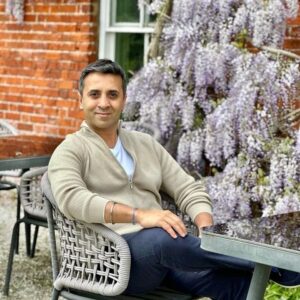 Tej Lalvani Instagram - One of the hardest things to do as an entrepreneur is to acknowledge when something isn’t the right fit.

Maybe you’re not the right person for the job.
Maybe the opportunity wasn’t what you thought it was.
Maybe you’ve outgrown the position.

I know from experience that this can be hard to take – it can feel like a failure, or like you’re giving up.

But knowing your own capabilities, and stepping away from experiences that aren’t serving you shows a capacity for self-awareness and evaluation, one of the greatest strengths that you can demonstrate as a leader.

Learn when to stick it out – and when it’s time to let go.