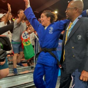 Telma Monteiro Instagram - Nao há palavras! Nao é nenhuma surpresa mas uma grande confirmação do teu valor! Medalha mais do que merecida, performance incrível!!
Muito feliz por viver isto ao vivo!
Parabéns @sampaiolovesjudo ! Que dia lindooo! Máquina total! Obrigada pelas emoções 😭

Parabéns Marco e Igor! ❤️

Vamos Portugaaaaaaal 🇵🇹😭❤️