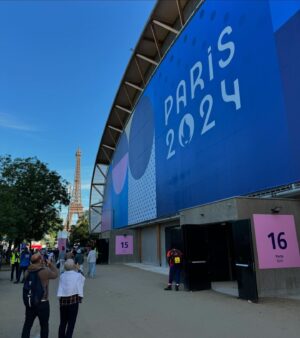 Telma Monteiro Instagram - Primeiras 24h em Paris e uma explosão de emoções! 
Mas sobretudo muita gratidão e felicidade! 
Tive receio que estar aqui fosse um gatilho para que ficasse triste com tudo, mas pelo contrário! Sinto-me muito feliz por viver esta experiência! Estar perto dos meus amigos, vê-los brilhar. Criar memórias inesquecíveis! 

20 anos depois, vivo os Jogos Olímpicos de uma forma completamente diferente! E que mágico que é também!

O maior palco desportivo do mundo e os que estão aqui, são mesmo os melhores do mundo! 

Que primeiro dia mais intenso!! Não sei como vou aguentar até ao fim! Aguenta coração 🫣❤️

Parabéns @djamilacohen e @felipe_quadros pela estreia e resultado de um trabalho incrível! 
Representaram muito bem!! ❤️

Sou tão fã dos meus amigos 😭