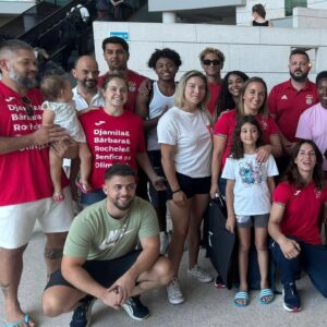 Telma Monteiro Instagram - Está quase na hora do momento tão esperado!!
Quando me perguntam sobre expectativas, só penso no quanto são trabalhadores e de uma excelência incrível! 
O quanto gostava que se sentissem orgulhosos por terem concluído com sucesso uma qualificação olímpica de exigência tão elevada! Tantas competições, lesões, treinos tão existentes, corpo cansado, com dor, longe da família, longe dos amigos, com tantos sonhos! Uma exigência enorme sobre vocês mesmos!
Mas vocês estão entre os melhores do mundo! Isso já ninguém pode mudar! Vocês estão nos Jogos Olímpicos! A maior e mais especial competição do mundo! Aquela que só acontece de 4 em 4 anos e que tem de ser conquistada! Parabéns por isso!

Agora desfrutem desta experiência e que possam ser a melhor versão que conseguem ser! Estamos todos a torcer! Aconteça o que acontecer, os que estão, vão estar sempre! 

Muito orgulho em vocês todos!j
Boa sorte equipa. 
Cabeça fria, coração quente! Sonhem!
Até já 🥹🫶🏼

#paris2024