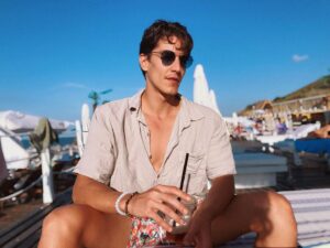 Temmuz Uğur Yıldız Instagram - #summerdays 🥤⛵️